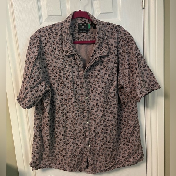 💕4 for $10- Men’s camp collar button up shirt - Picture 4 of 10